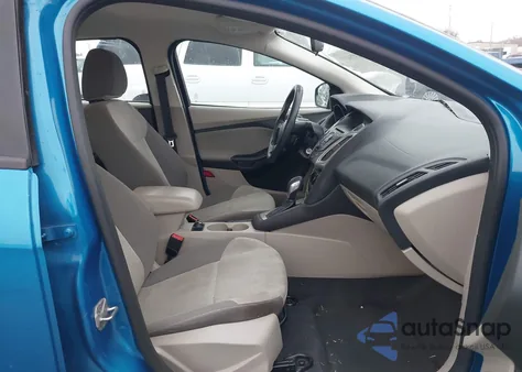 2013 Ford Focus Se z USA, uszkodzony, nr VIN 1FADP3F26DL364005